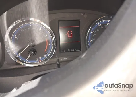 2018 Toyota Corolla Le from USA, damaged, VIN 2T1BURHE6JC979273